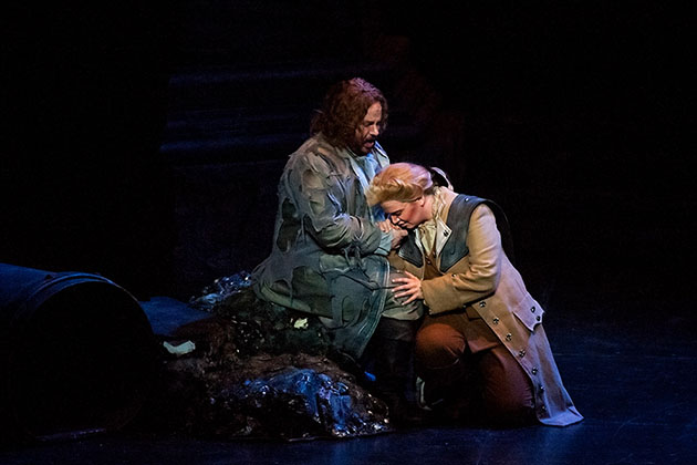 Ileana Montalbetti as Leonore in Fidelio