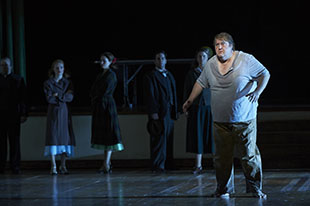 Ileana Montalbetti as Ellen Orford in Peter Grimes
